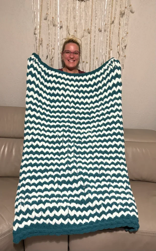 lucky green knit blanket